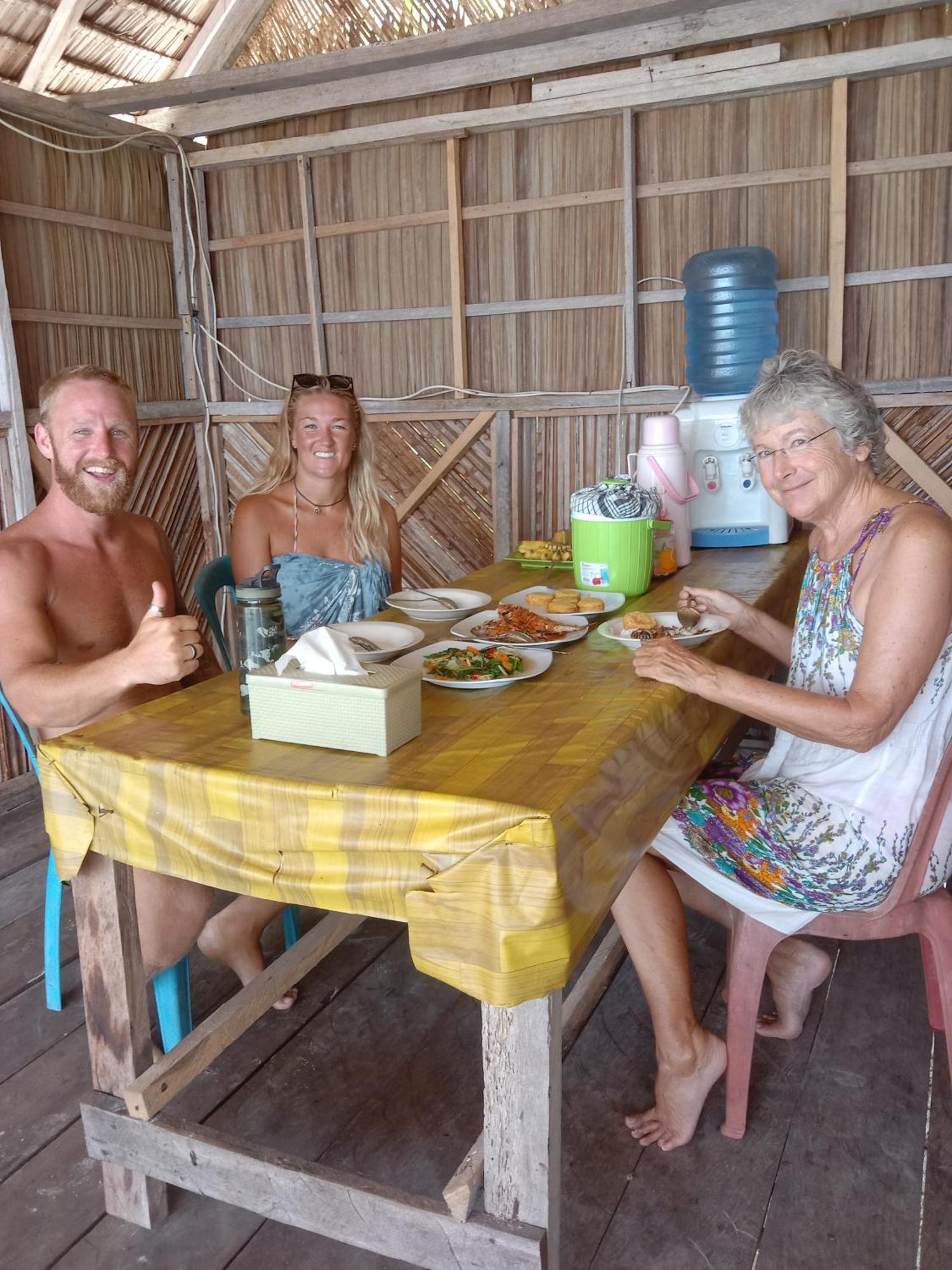 Amfriwen Homestay Yennanas Besir المظهر الخارجي الصورة